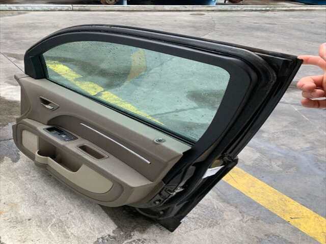 Foto 2ª: Puerta Delantera Derecha Dodge Journey 2.0 CRDI140CV [BWD] (2008)