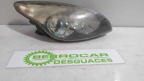 Foto 2ª: Faro Derecho Hyundai i30 1.6 CRDI 90CV [D4FB] (2007)