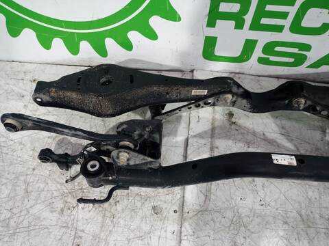 Foto 3ª: Puente Trasero Volkswagen Passat 2.0 TDI BERLINA 140CV 103KW [BKP] (2006)