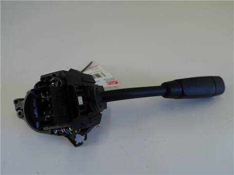 Foto 2ª: Mando Multifuncion Mercedes Clase A 140 1.7 170 CDI 168.009) 95CV 70KW [OM 668.942] (2001)