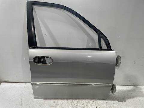 Puerta Delantera Derecha Kia Carnival 2.9 CRDI LX 144CV 106KW