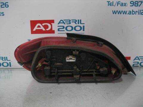 Foto 2ª: Piloto Trasero Derecho Peugeot 406 2.0 HDI 90 BERLINA 90CV 66KW [RHY (DW10TD)] (1999)