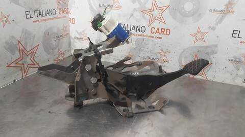 Foto 4ª: Pedal Freno Ford Transit AMBIENTE 75CV 55KW [UGCB] (2015)