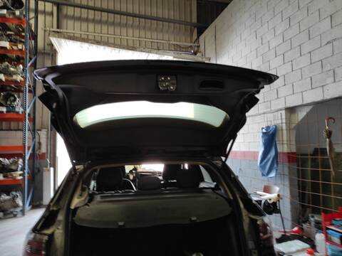 Portón Jeep Compass 46347813