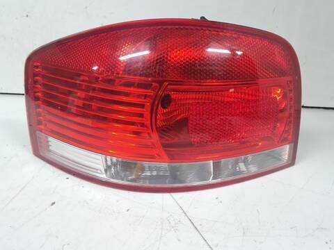 Piloto Trasero Izquierdo Audi A3 2.0 TDI 140CV 103KW
