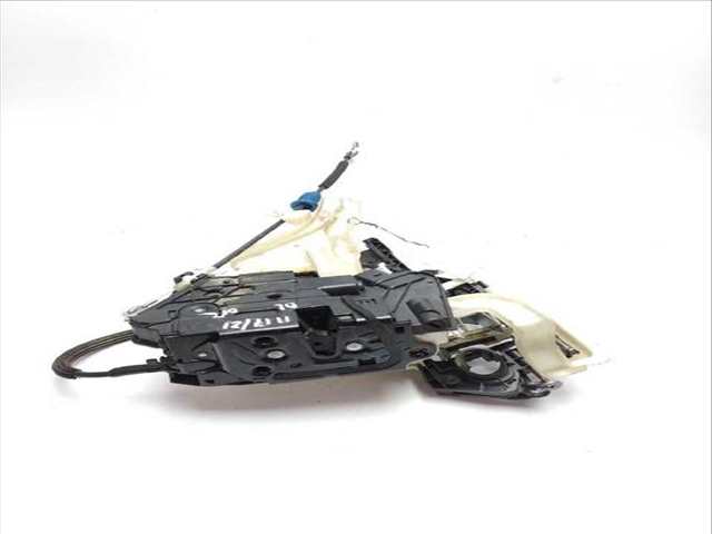 Cerradura Puerta Delantera Derecha Volkswagen Passat 2.0 BLUETDI