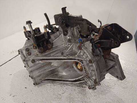 Foto 3ª: Caja Cambios Hyundai Santa Fe 2.0 CRDI CAT 113CV 83KW [D4EA] (2002)