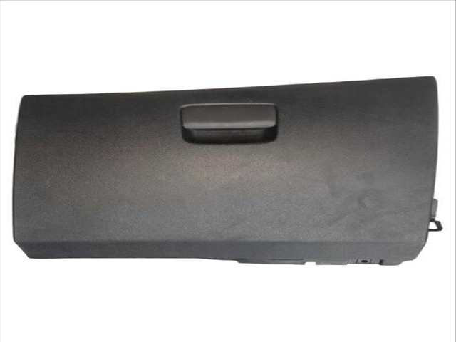 Guantera Mercedes Clase A 140 A 200 CDI - D 176.008)
