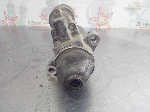 Foto 2ª: Motor de Arranque Toyota Verso COMFORT 112CV 82KW [N47C16A] (2015)