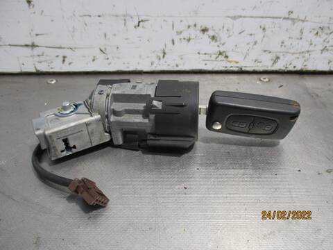 Foto 1ª: Motor de Arranque Citroen C3 COLLECTION 95CV 70KW [8H01] (2014)