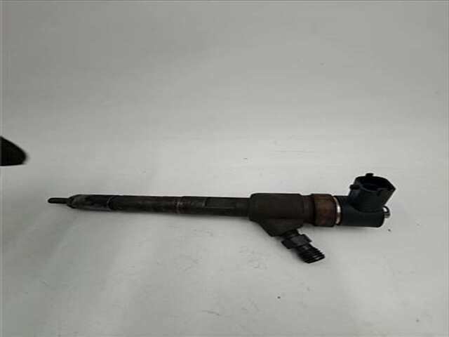 Foto 3ª: Inyectores Opel Corsa 1.3 COSMO [1.3 LTR. - 66 KW 16V CDTI CAT (Z 13 DTH - L4I)]