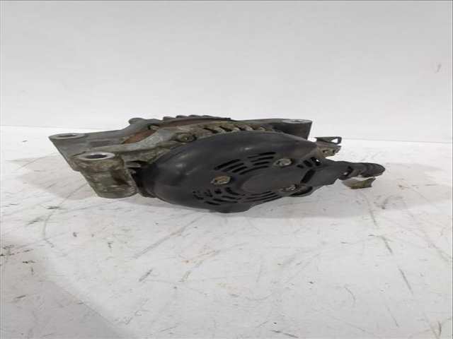 Foto 3ª: Alternador Toyota Corolla 2.2 D-4D AUR10_) 177CV [2AD-FHV] (2004)