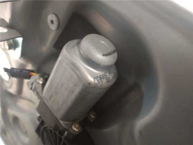 Foto 3ª: Elevalunas Eléctrico Delantero Derecho Nissan Qashqai 2.0 ACENTA [2.0 LTR. - 104 KW 16V CAT]