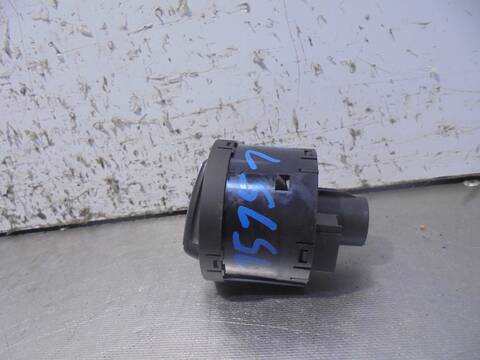 Foto 3ª: Mando Luces Seat Leon 1.2 TSI 110CV 81KW [CYV] (2015)