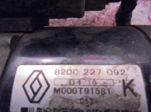 Foto 2ª: Motor de Arranque Renault Scenic 1.5 DCI DIESEL 82CV 60KW (2003)