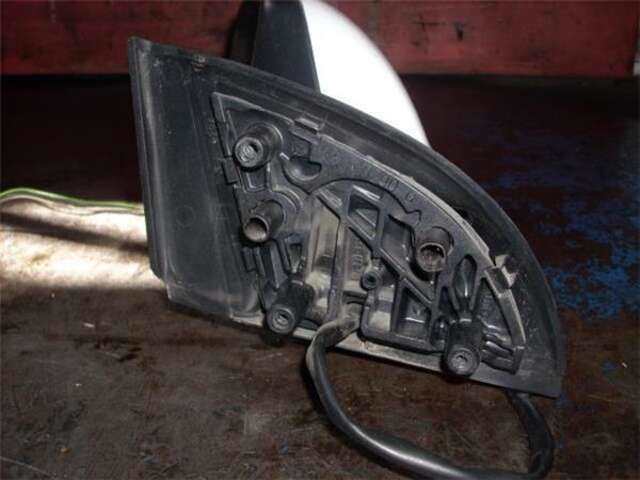 Retrovisor Izquierdo Peugeot 307 2.0 HDI 135