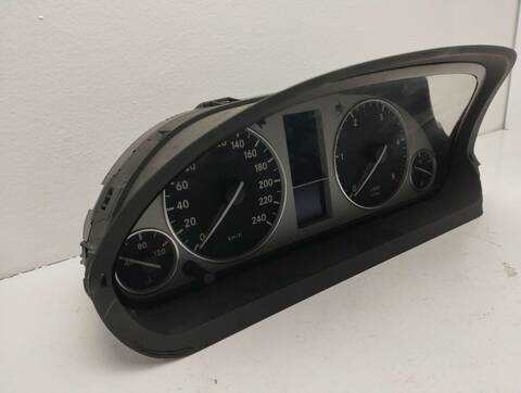 Foto 3ª: Cuadro de Instrumentos Mercedes Clase B 150 180 CDI 245.207) 109CV 80KW [640940] (2010)