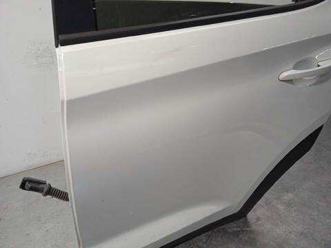 Foto 3ª: Puerta Trasera Izquierda Hyundai Tucson 132CV 97KW [D4FE] (2020)