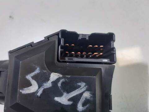 Foto 3ª: Mando Multifuncion Nissan Almera 2.2 16V TD CAT 115CV 84KW [YD22DDTI] (2002)