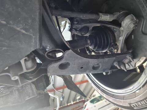 Foto 1ª: Brazo Suspension Delantero Derecho Volkswagen Passat R-LINE 4 MOTION 193CV [DXNB] (2024)