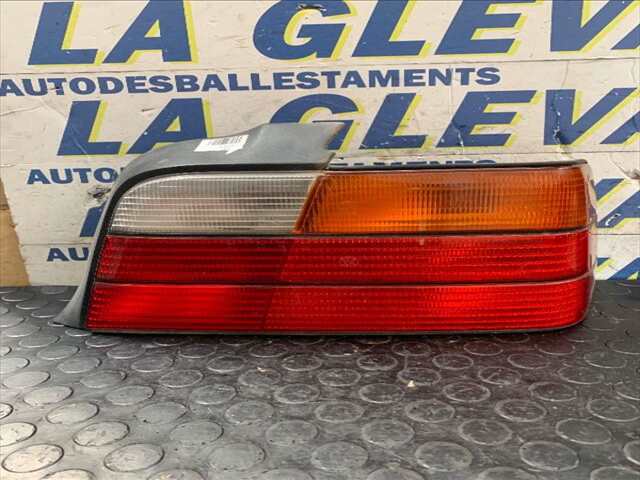 Piloto Trasero Derecho Bmw Serie 3 320 2.0 GI E36)