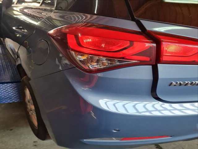 Foto 3ª: Piloto Trasero Izquierdo Hyundai i20 KLASS ACTIVE CROSSOVER 90CV 66KW [D4FC] (2016)