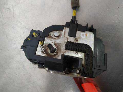 Foto 2ª: Cerradura Puerta Trasera Derecha Nissan Qashqai TEKNA PREMIUM 131CV 96KW [R9MA405] (2012)