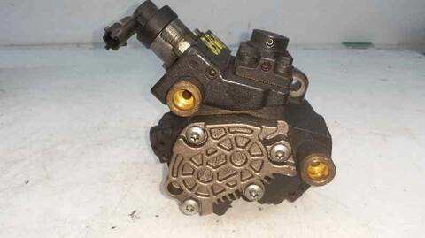 Foto 3ª: Bomba Inyeccion Hyundai i30 1.6 CRDI CAT 116CV 85KW (2007)