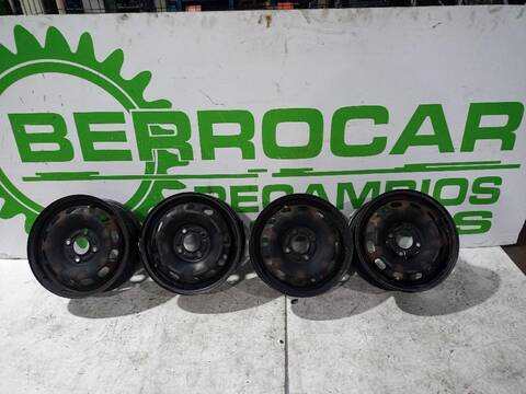 Foto 1ª: Juego LLantas Ford Fiesta AMBIENTE 68CV (2001)