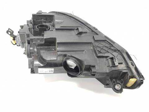 Faro Derecho Volkswagen Golf VERSION INDEFINIDA