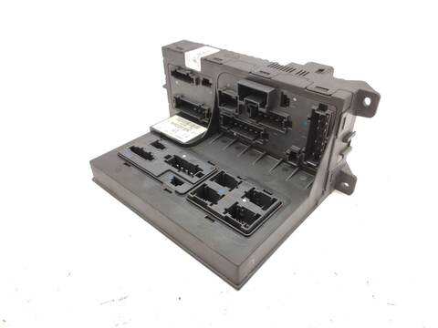 Foto 2ª: Caja Reles Fusibles Mercedes Clase E 180 E 220 CDI 211.006) 150CV 110KW [646961] (2003)