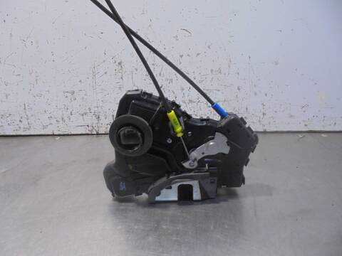 Cerradura Puerta Trasera Derecha Toyota Auris HYBRID ACTIVE 99CV 73KW