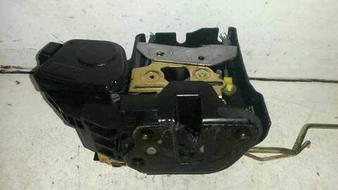 Foto 2ª: Cerradura Puerta Delantera Derecha Hyundai Trajet 2.0 CRDI CAT 113CV 83KW [D4EA] (2004)