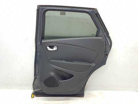 Foto 2ª: Puerta Trasera Derecha Renault Captur ZEN (2013)