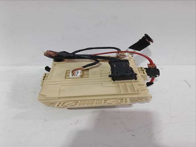 Foto 3ª: Caja Reles Fusibles Kia Ceed 1.0 T-GDI 120CV 88KW CD) [G3LC,G3LE] (2022)