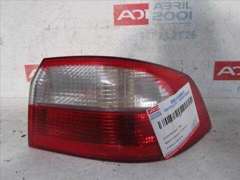 Piloto Trasero Derecho Renault Laguna 1.6 16V BG0A BG0L) 107CV 79KW