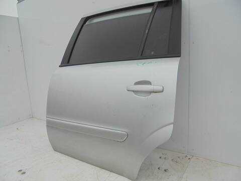 Foto 2ª: Puerta Trasera Izquierda Opel Zafira COSMO 120CV 88KW [Z19DT] (2006)