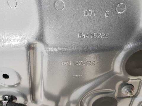 Foto 3ª: Puerta Trasera Izquierda Renault Espace 1.9 DCI 102CV