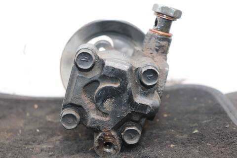 Foto 3ª: Bomba de Direccion Jeep Cherokee 2.5 TD 116CV 85KW (1994)