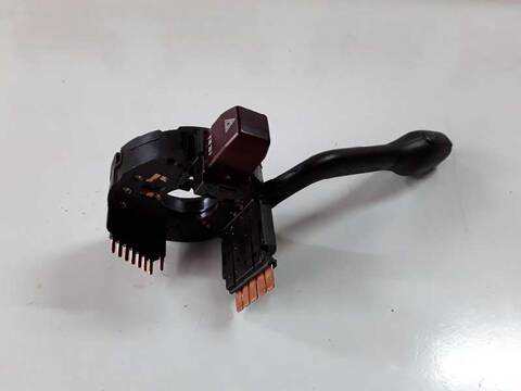 Foto 3ª: Mando Multifuncion Seat Ibiza BASICO 1.9 DIESEL CAT 1Y) 64CV (1993)