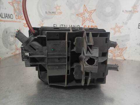 Foto 3ª: Caja Reles Fusibles Opel Mokka EDITION ECOFLEX 131CV 96KW [A17DTS] (2014)