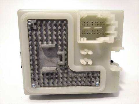 Foto 3ª: Motor de Arranque Mercedes Clase C 160 C 300 205.348) COUPE 245CV 180KW [274920] (2018)