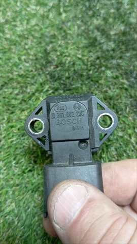 Caja Reles Fusibles Jeep Cherokee 2.5 TD 3P
