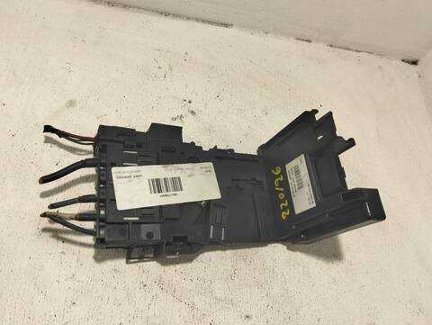 Caja Reles Fusibles Peugeot 308 1.6 16V HDI FAP 92CV