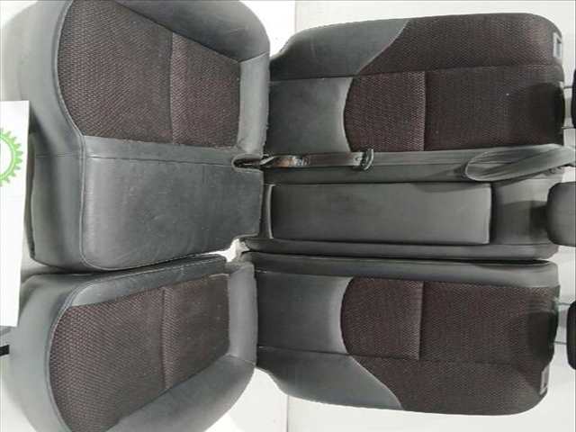 Foto 2ª: Asientos Traseros Hyundai i30 1.6 CRDI 90CV [D4FB] (2007)