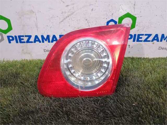 Piloto Portón Derecho Volkswagen Passat 2.0 ADVANCE PLUS [2.0 LTR. - 103 KW TDI]