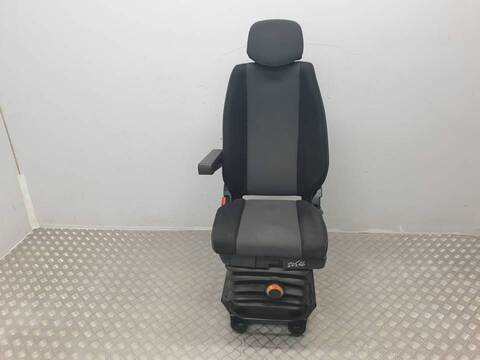 Asiento Delantero Izquierdo Renault Master L2H2 HKA 35T