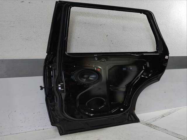 Foto 2ª: Puerta Trasera Derecha Land Rover Range TDV6 190 CV 140KW [276DT]