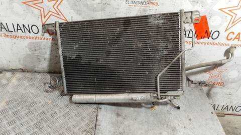 Foto 2ª: Radiador Calefaccion A.A. Mercedes Clase C 160 180 COMPRESSOR 203.046) BERLINA 143CV 105KW [M271946] (2004)