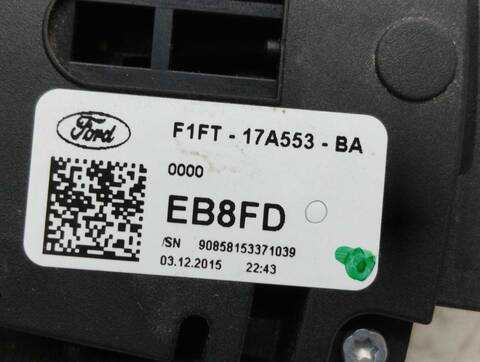 Foto 3ª: Mando Multifuncion Ford Kuga ST-LINE 2WD 180CV 132KW [JTMA] (2016)